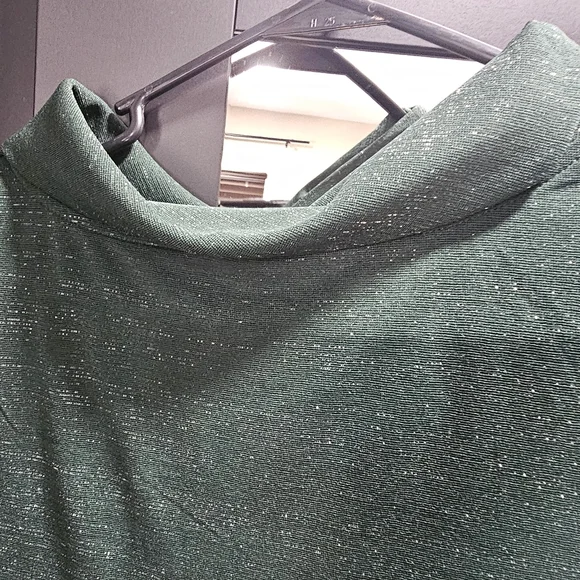 Unique Vintage Pinup Dress Brand New Size 6/8 M. Does stretch - Picture 5 of 7